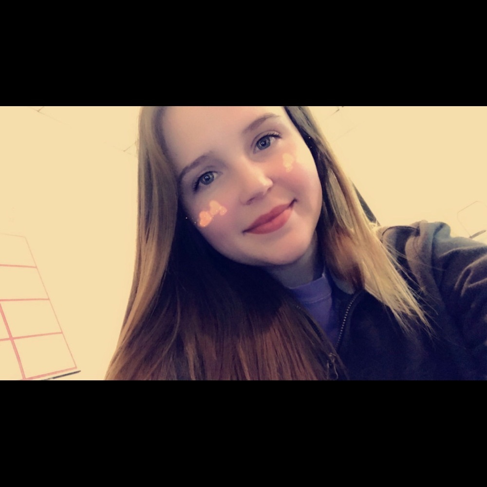 Meet your Posher, Courtney